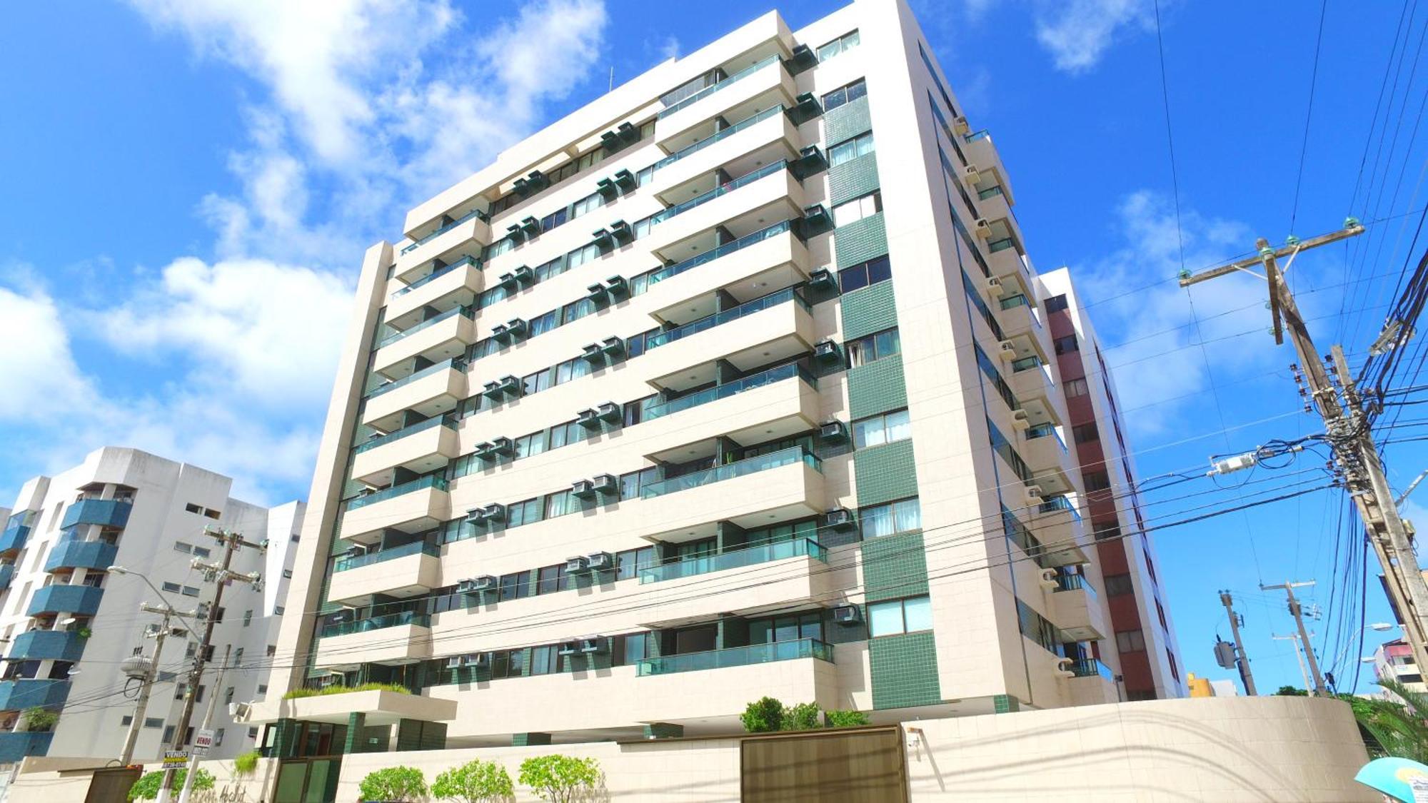 Na Jatiuca Em A 100 Metros Da 公寓